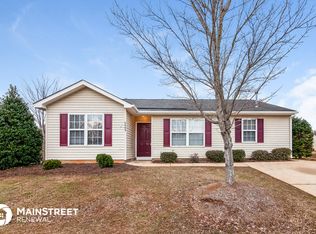 2903 Fairstone Ave, Charlotte, NC 28269
