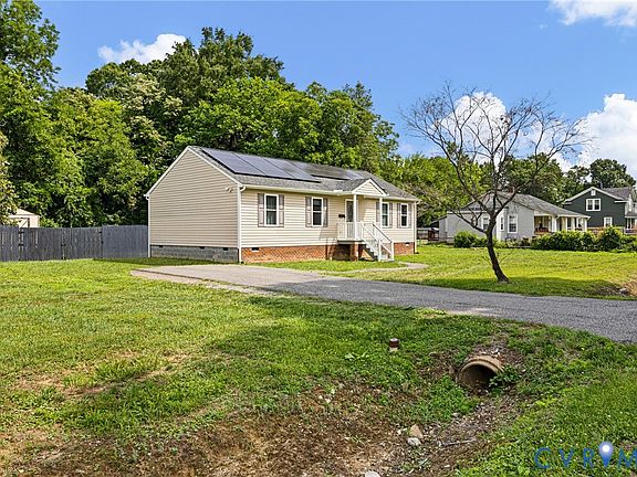 4th image of 202 S Cedar Ave