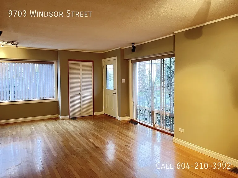 9703 Windsor St — Photo 7