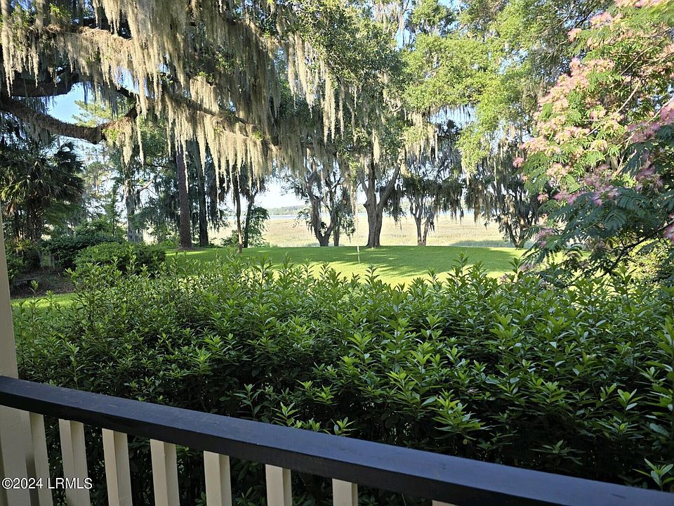 2nd image of 2 Pleasant View Lane