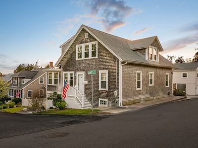 14 Gladys St, Dartmouth, MA, 02748