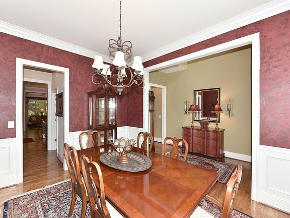 5th image of 1468 Legrand Cir #17