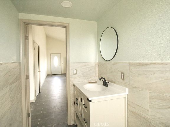 4th image of 74804 Serrano Dr