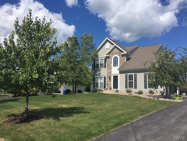 1st image of 11 Waterfront Dr