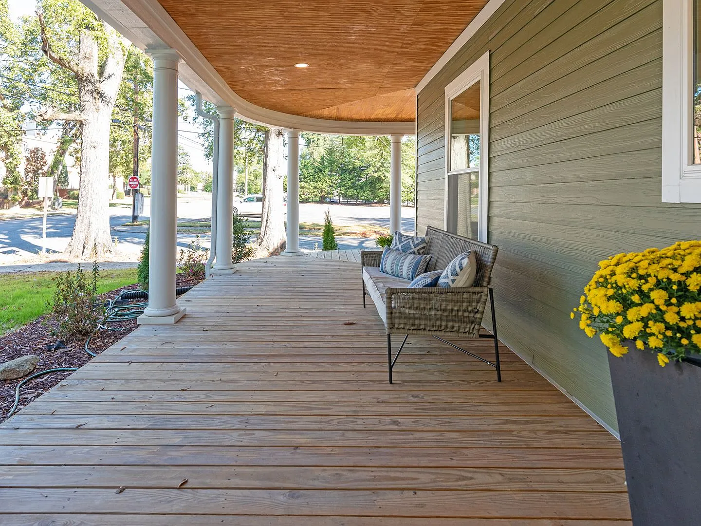 Big House — Photo 3