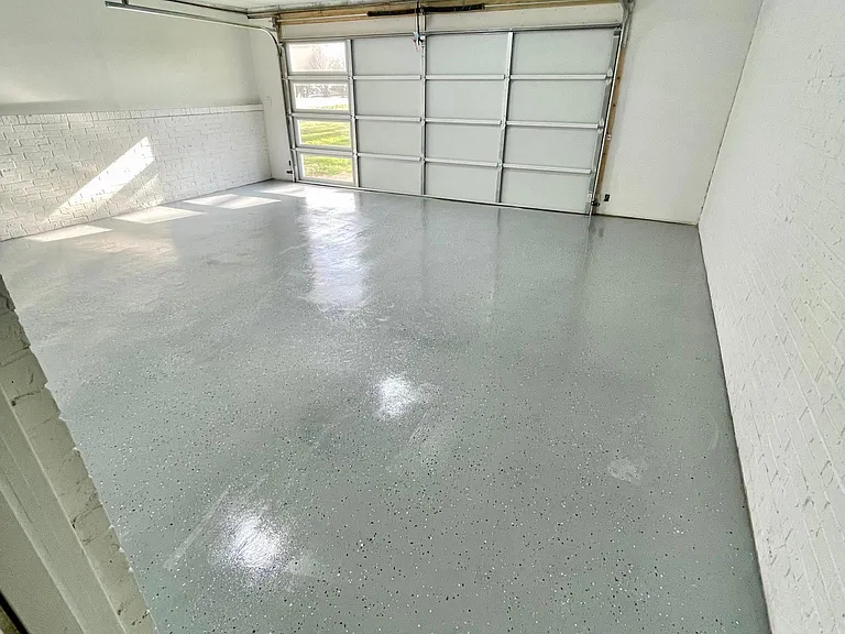 1340 E Cedar Creek Pkwy — Photo 33