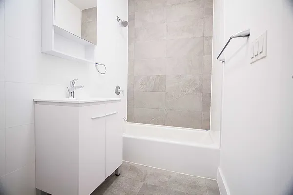 Rented by Keller Williams NYC | media 8