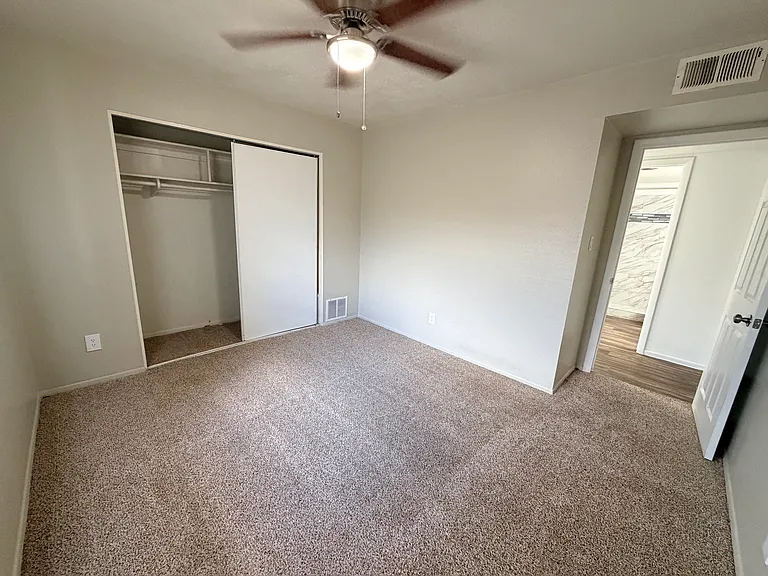 The Addison Apartment — Photo 19