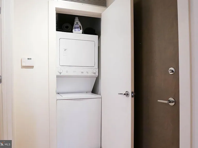 1704 T St NW #303 — Photo 10