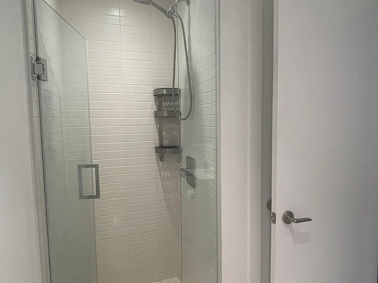 7 Grenville St #811 — Photo 13