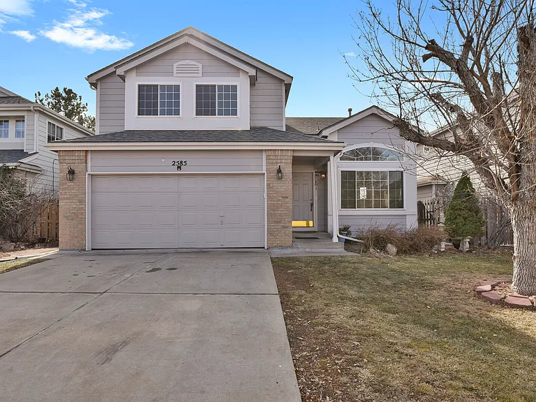 2585 S Truckee Way — Photo 1