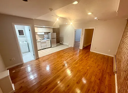 199 Beacon St #1 Photo 1