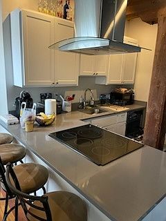 2nd image of 183 Macarthur Ave