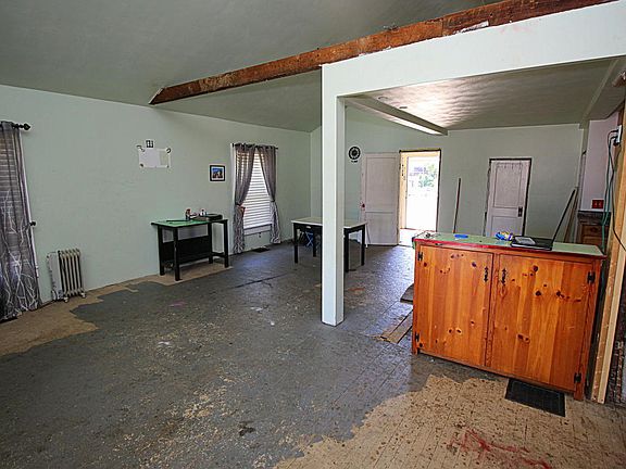 3rd image of 2416 Shenandoah Ave NW