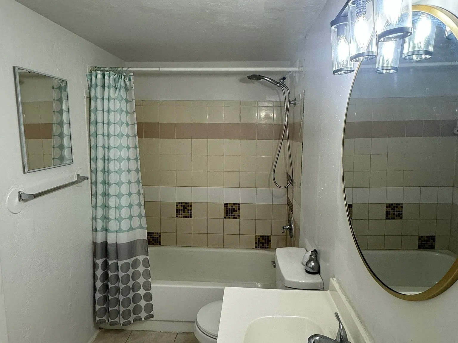 1 bed, 526 sqft, $999 — Photo 4