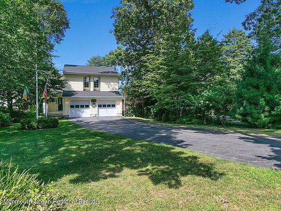 3rd image of 625 Beacon Blvd #2023