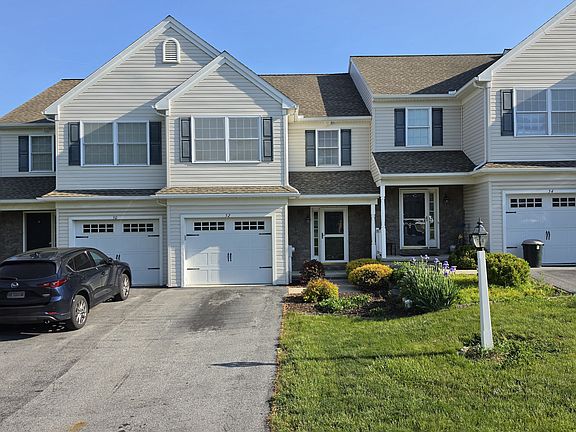 2nd image of 52 Bradford Dr