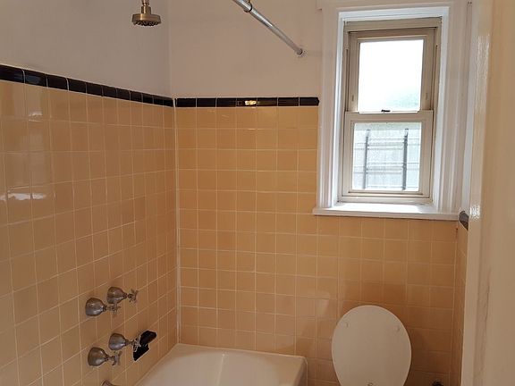 5th image of 4310 50th St #3A