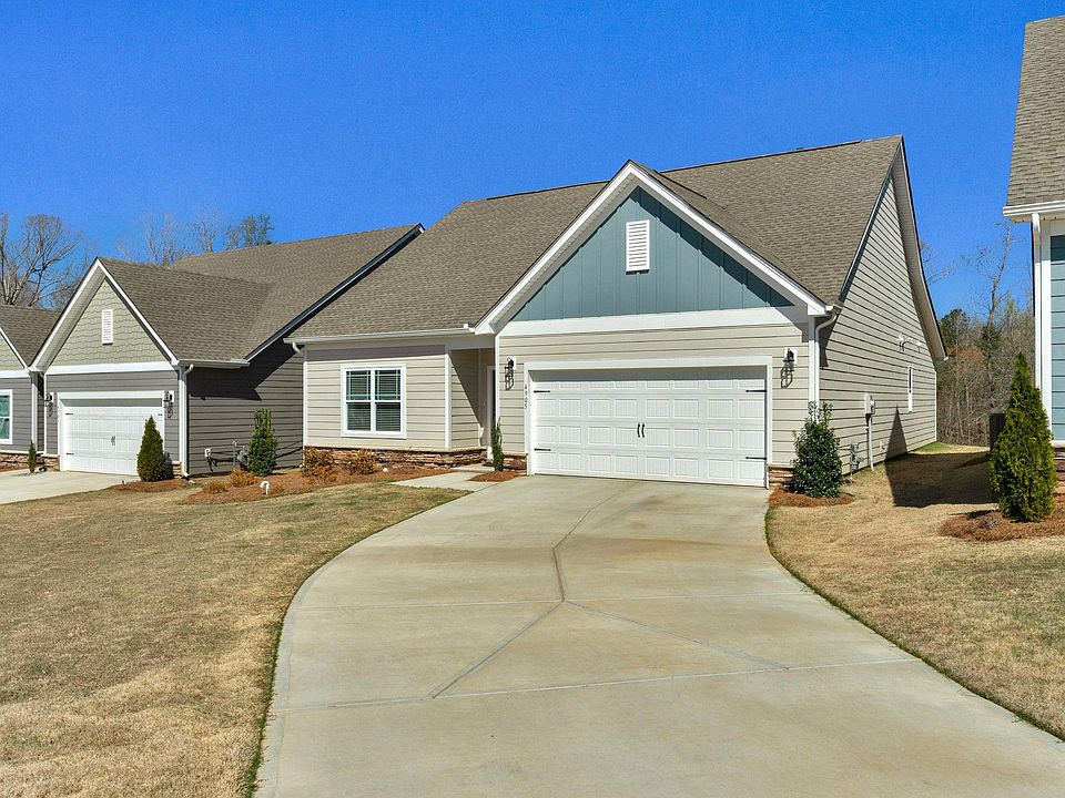 1st image of 4905 Helmsworth Dr