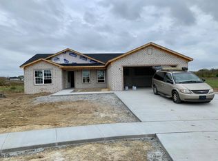 660 Boulder Ct, Berea, KY 40403