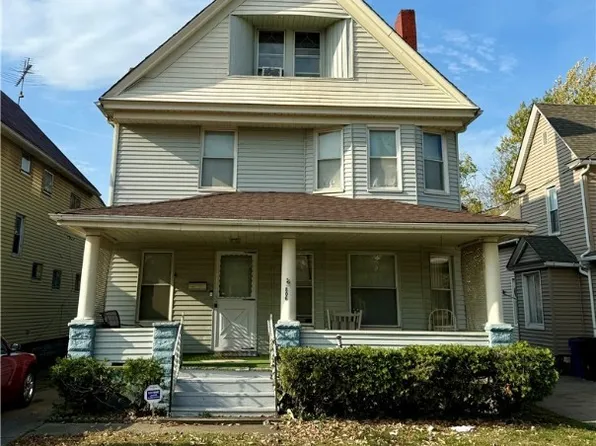 806 E 157th St, Cleveland, OH 44110
