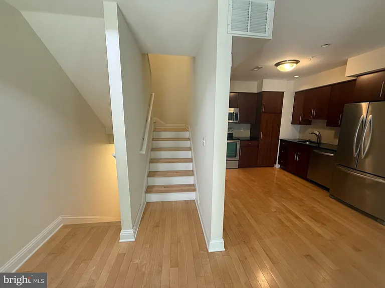 3925 Fulton St NW #5 — Photo 9