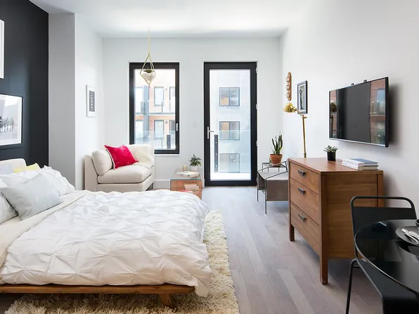 223 North 8th Street image 10 of 13