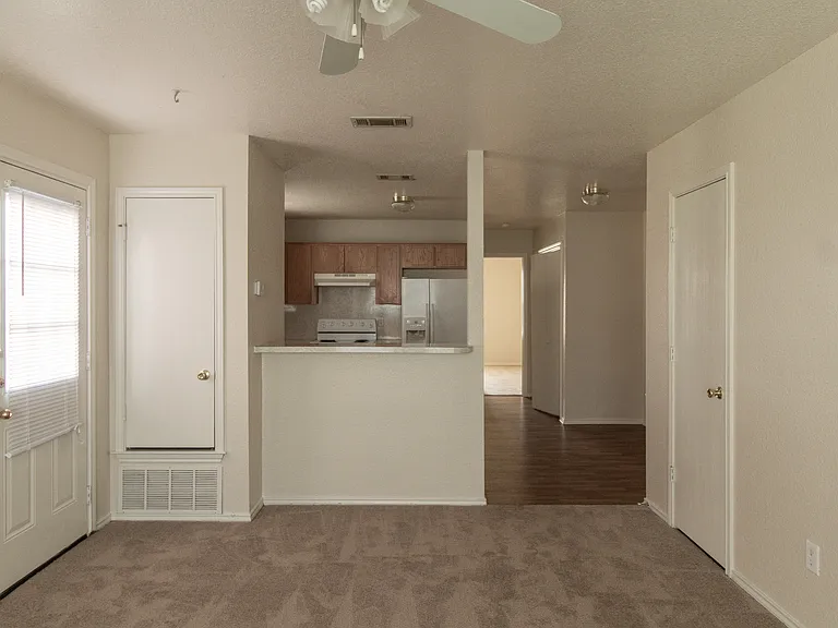 4101A Gus Dr — Photo 4