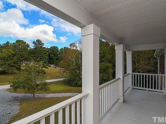 4th image of 4712 Upchurch Ln