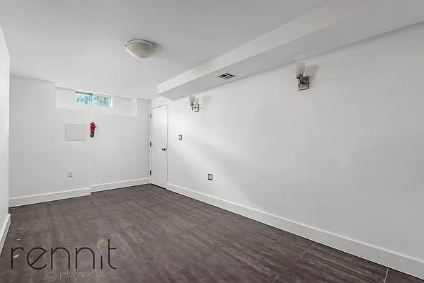 Rented by Rennit Inc. | media 8