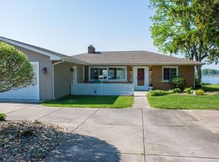 10724 Jefferson Rd, Osceola, IN 46561