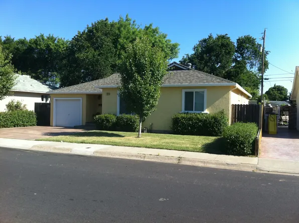 122 Laurel St, Vacaville, CA 95688