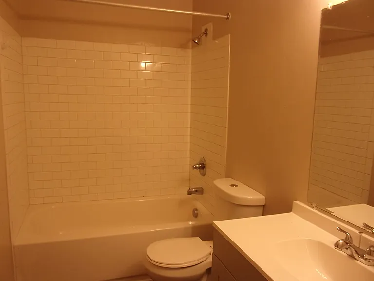 408 Ebenezer Ave — Photo 12