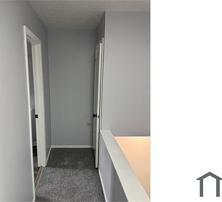 4th image of 4957 Caroline Dr