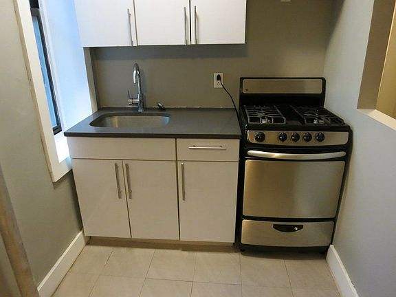 3rd image of 3660 Waldo Ave #C2