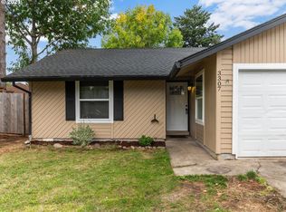 3307 SE Stott Cir, Troutdale, OR 97060