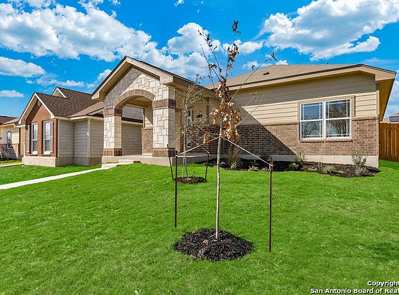 2nd image of 5987 Midcrown Dr