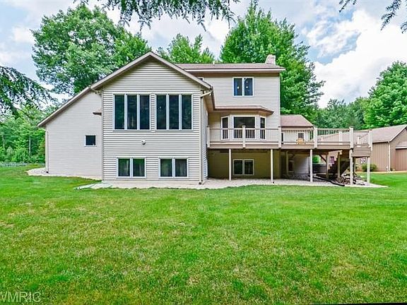 4th image of 4149 Ponderosa Dr