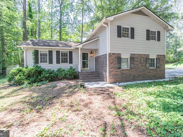 5286 Cobblestone Way NW, Lilburn, GA 30047