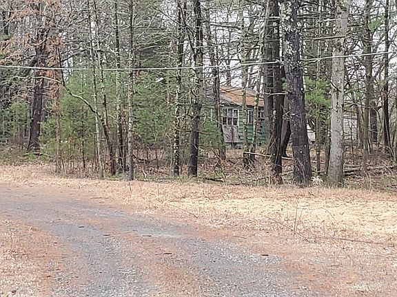 3rd image of 119 Old Sawmill Ln