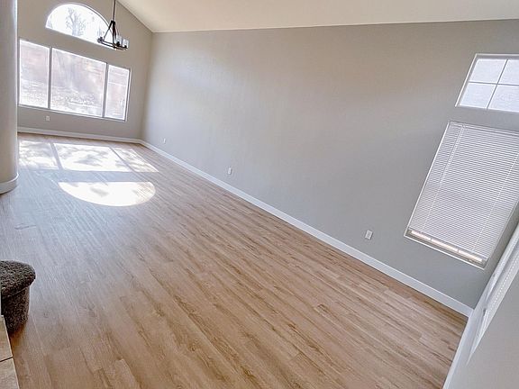 4th image of 3329 Apenzell Ct