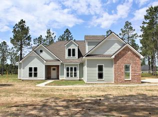 148 Brittany Lakes Dr, Leesburg, GA 31763