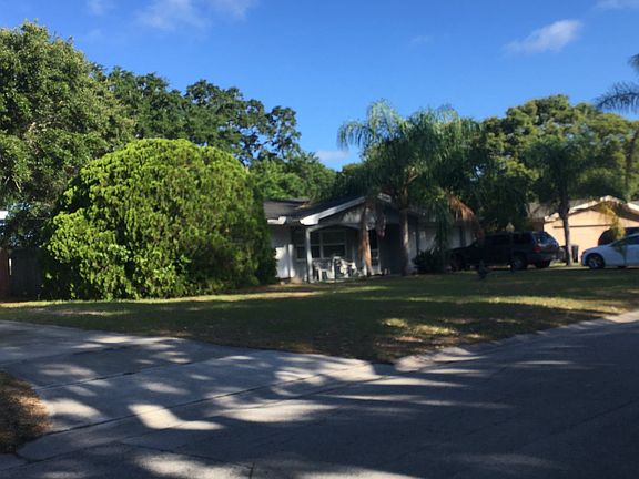 3rd image of 86 Ventura Dr