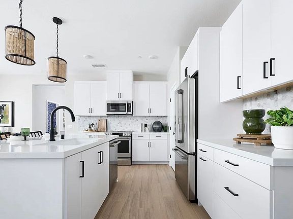 The photo of model home