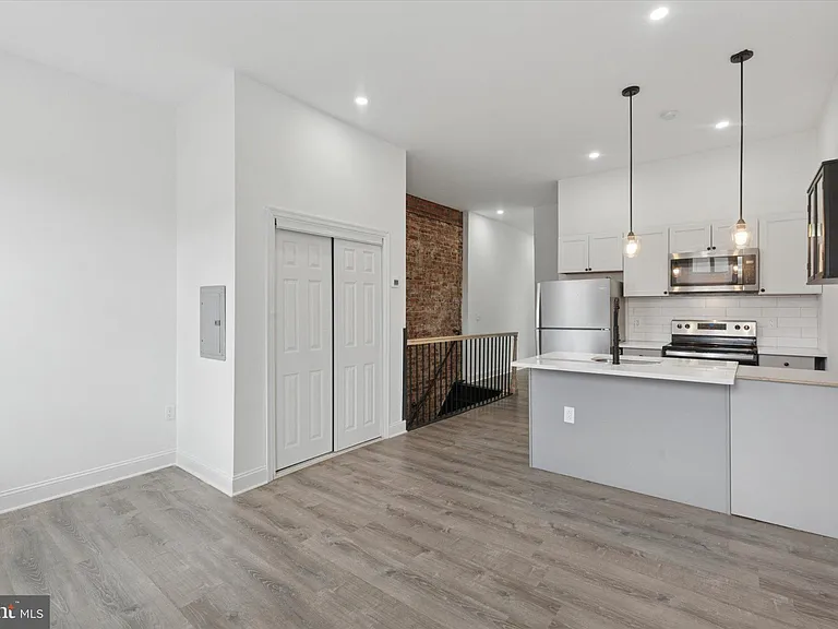 1625 S 22nd St #2 — Photo 2