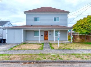 837 C St, Myrtle Point, OR 97458