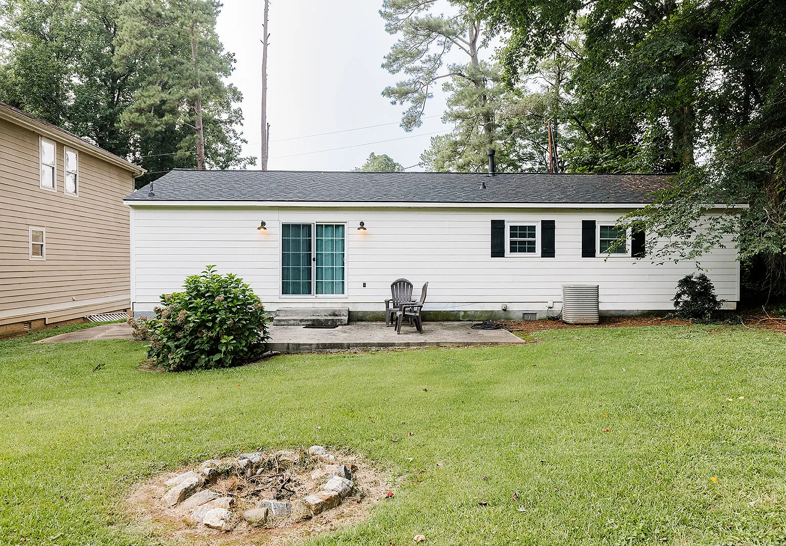 4 bed, 1325 sqft, $3,000 — Photo 3