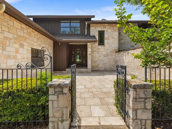 673 Oakland Hills Ln, Kerrville, TX 78028