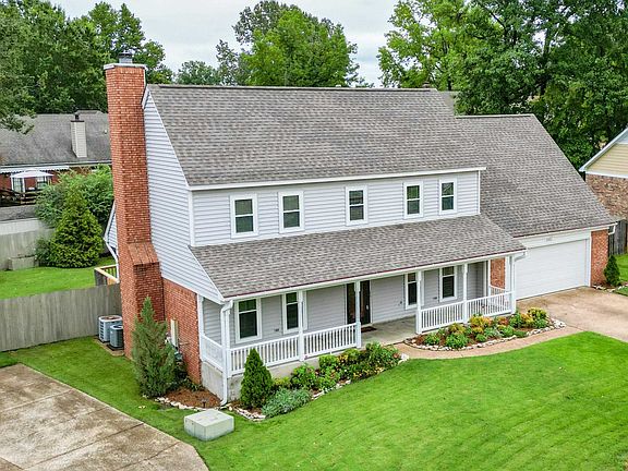 2nd image of 6522 Star Crest Dr