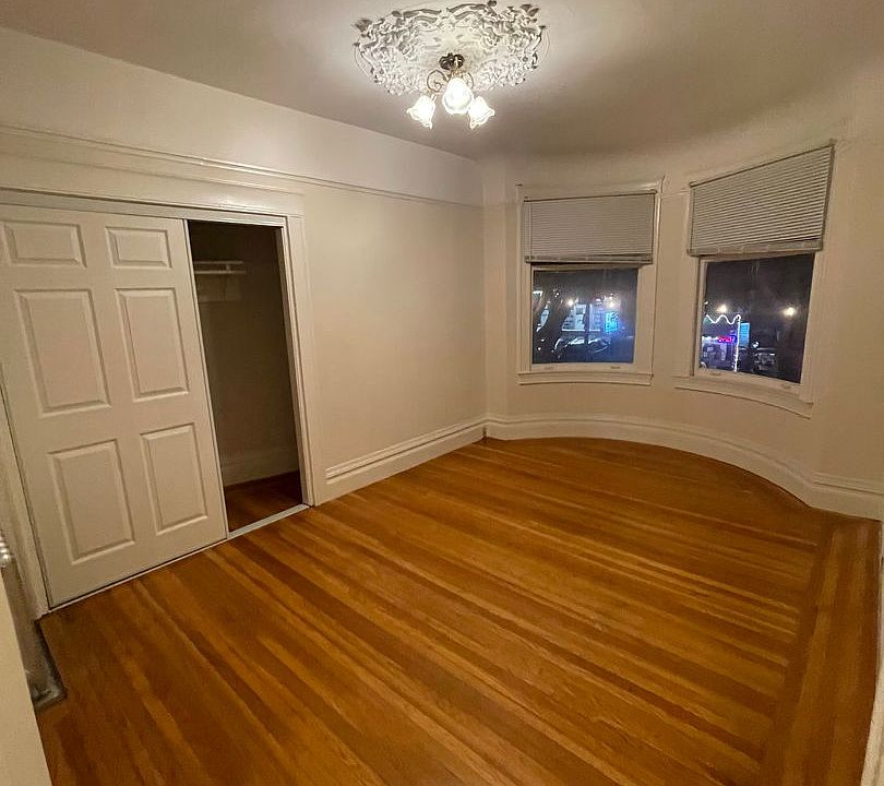 1st image of 3955 17th St #13